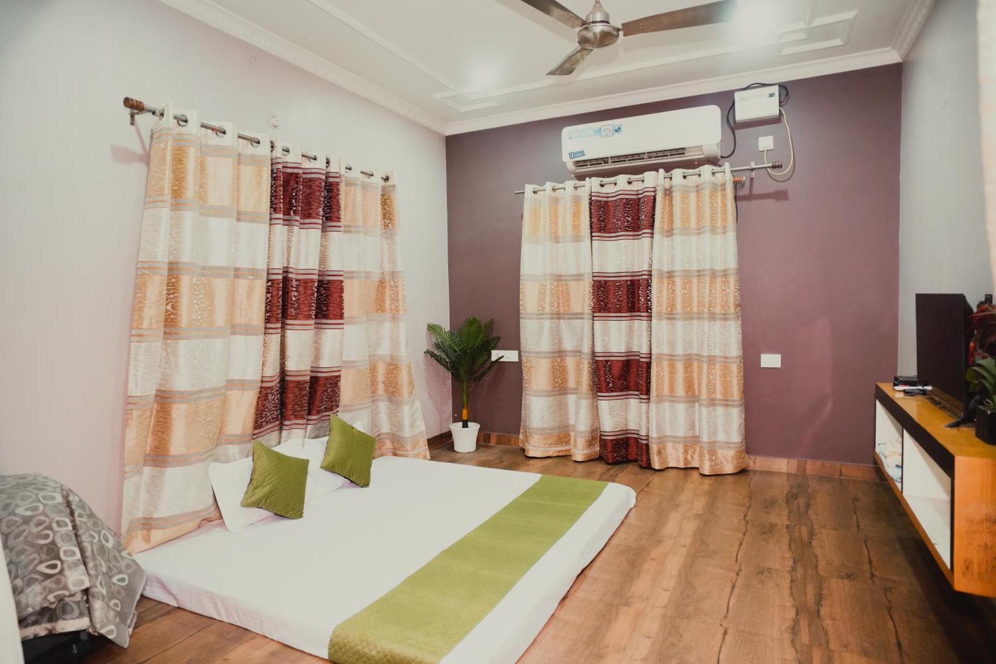 The Q3 Inn 구와하티 외부 사진