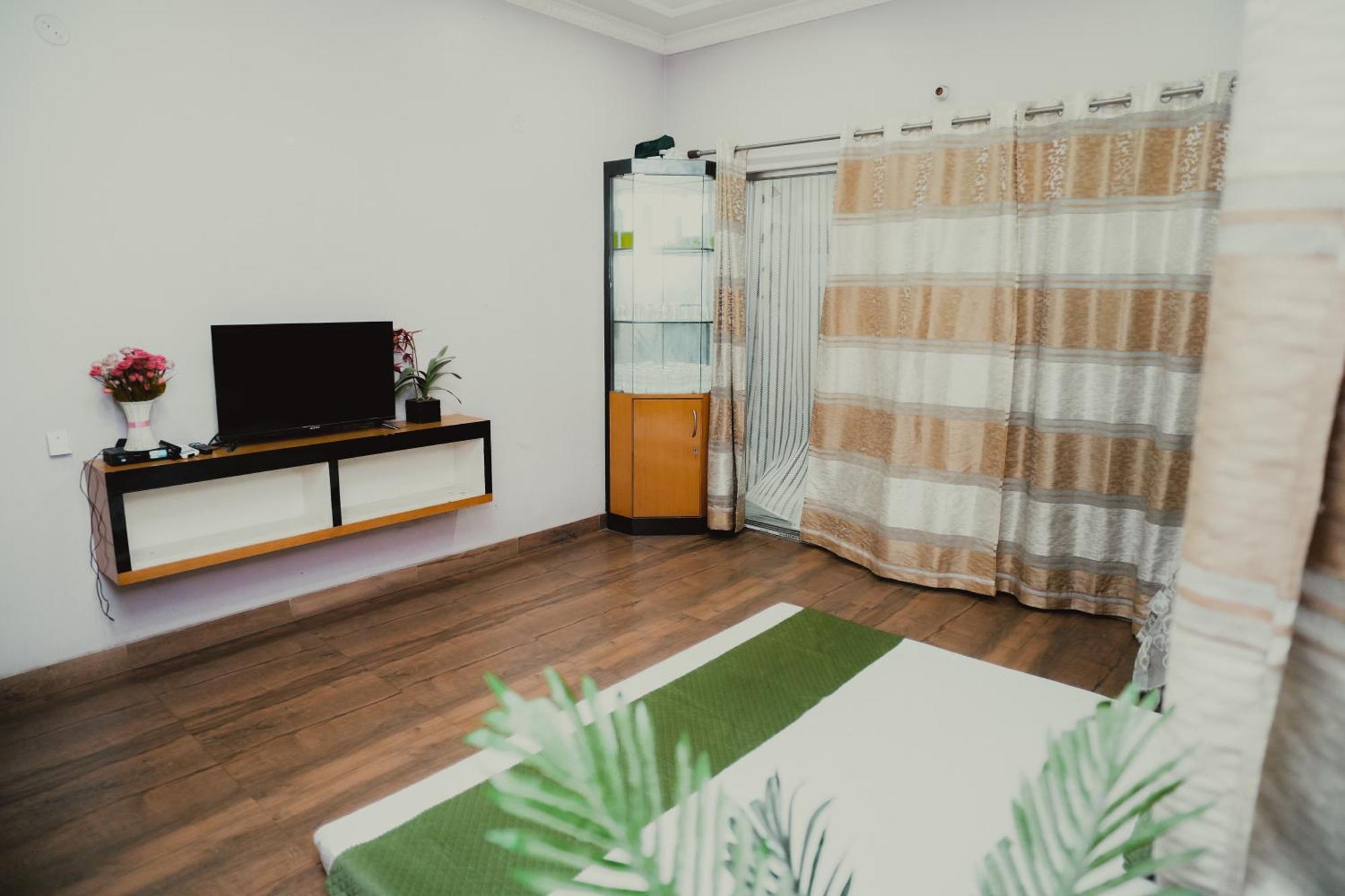 The Q3 Inn 구와하티 외부 사진